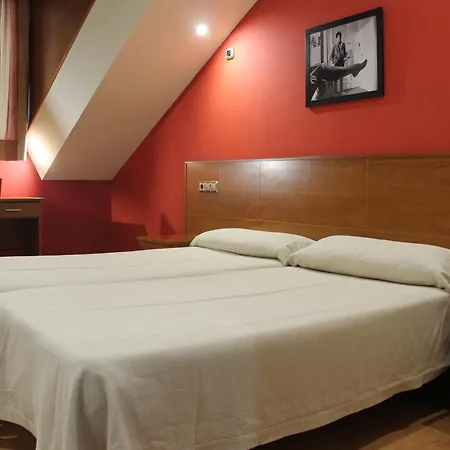 埃尔卡斯特洛酒店 3*